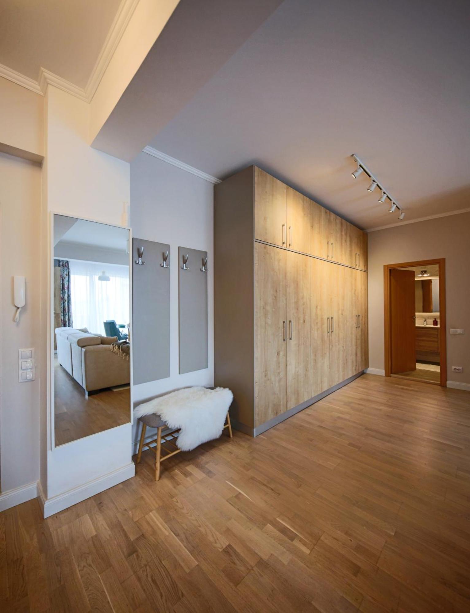 Stylish Condo - Parking And Balcony Kaloşvar Dış mekan fotoğraf